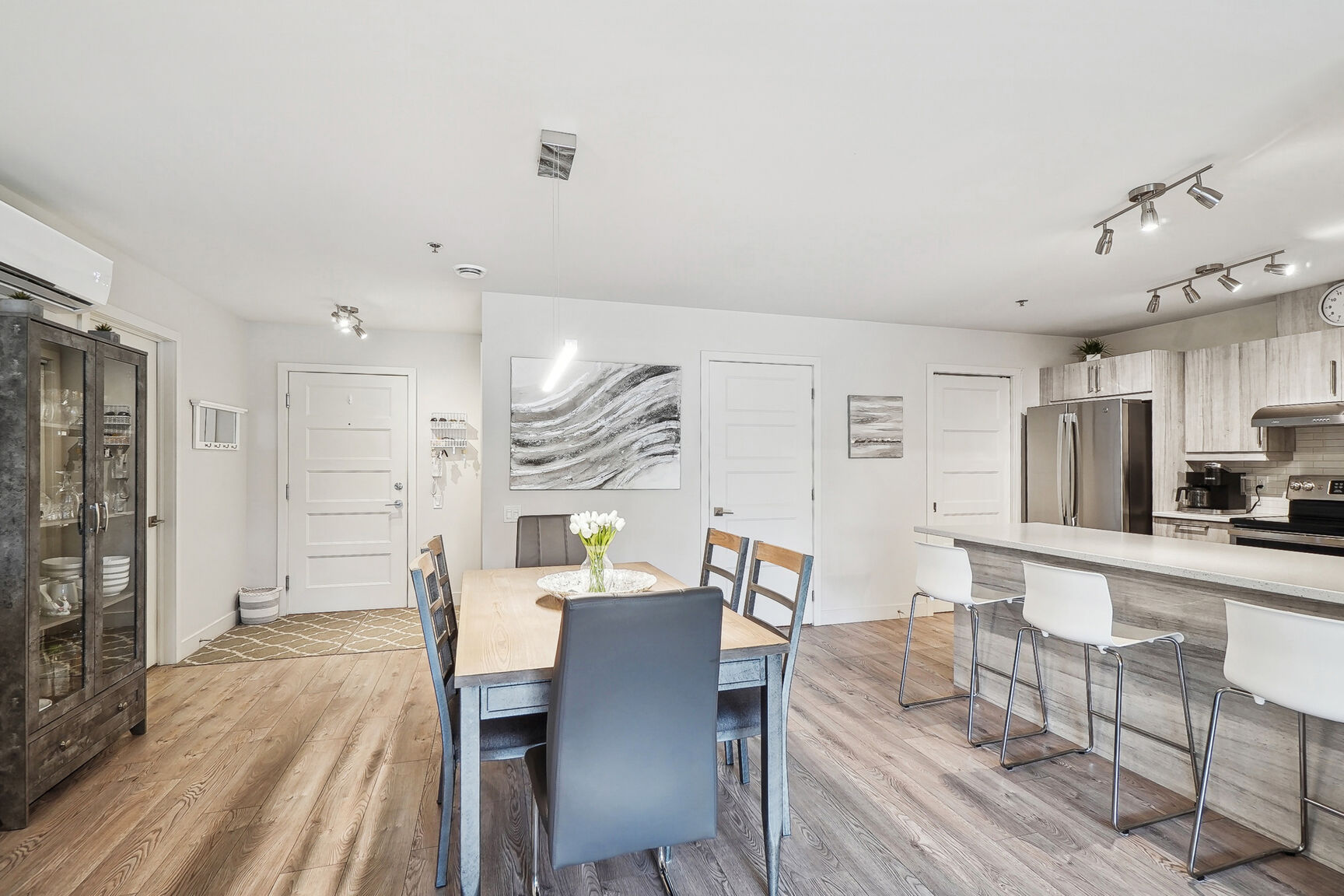 0053--008_81_DSC03706