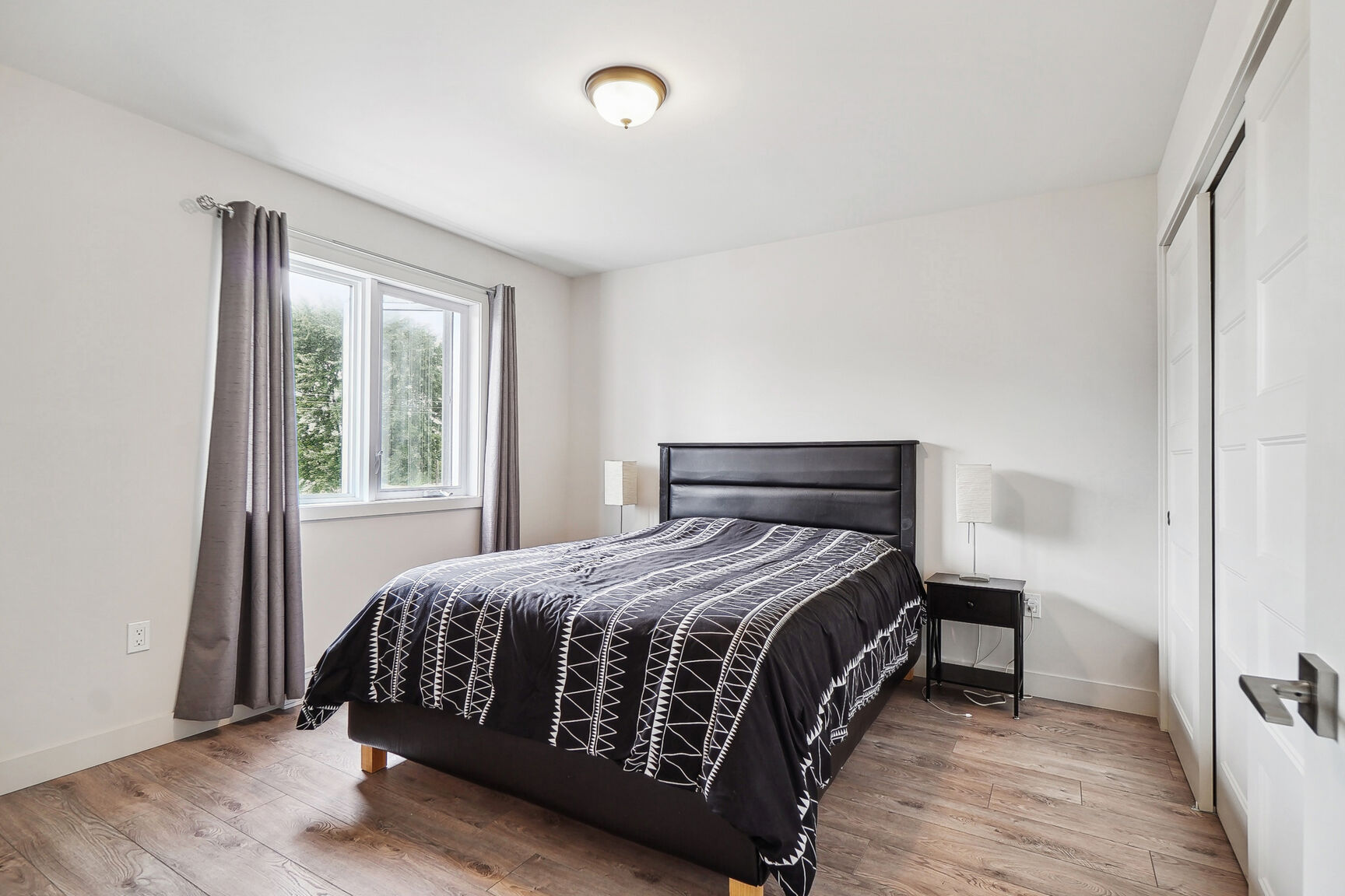 0056--011_1_DSC03605